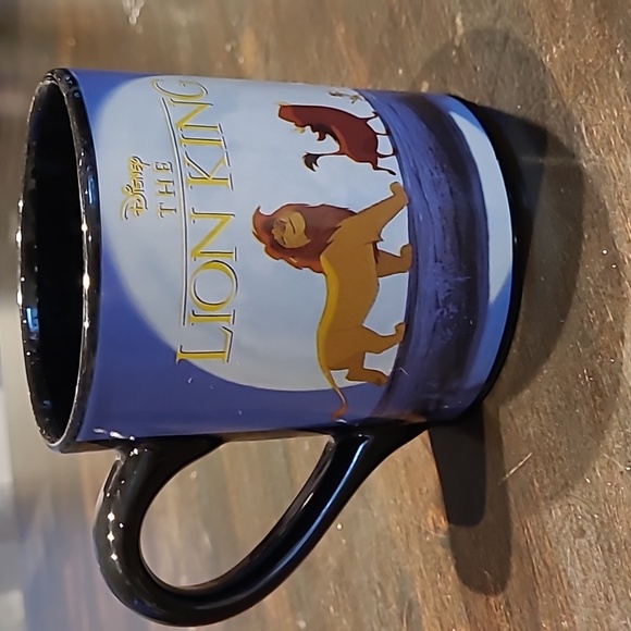 Lion king mug - Picture 1 of 2